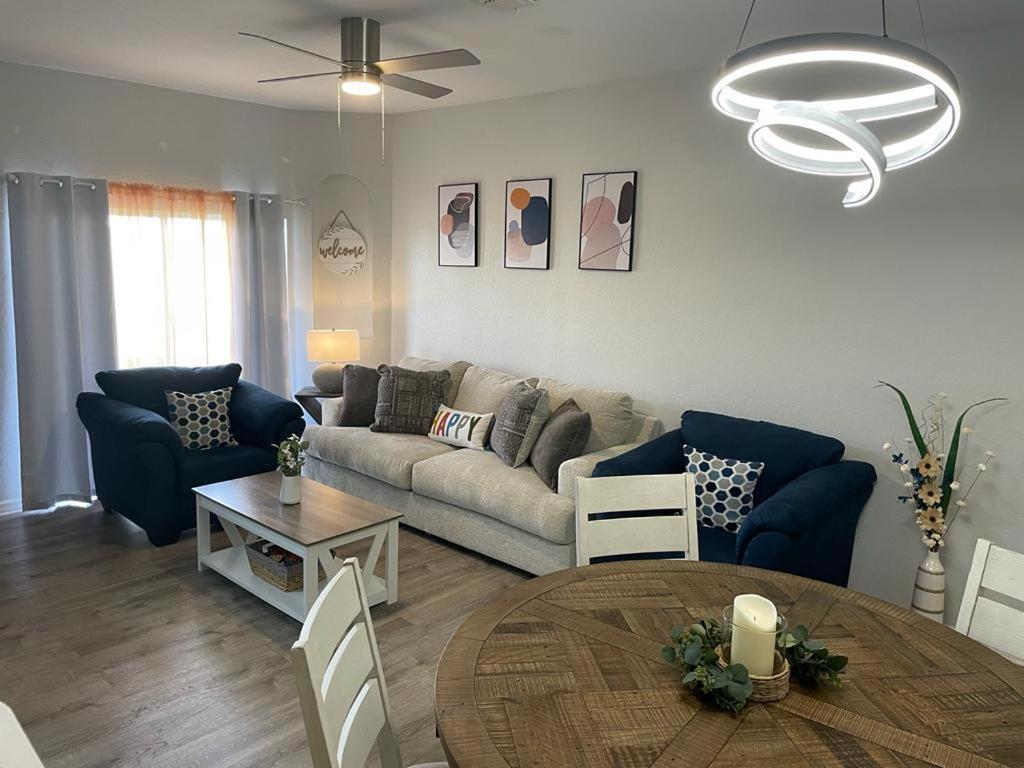 Cozy Stylish Townhome Davenport Ngoại thất bức ảnh