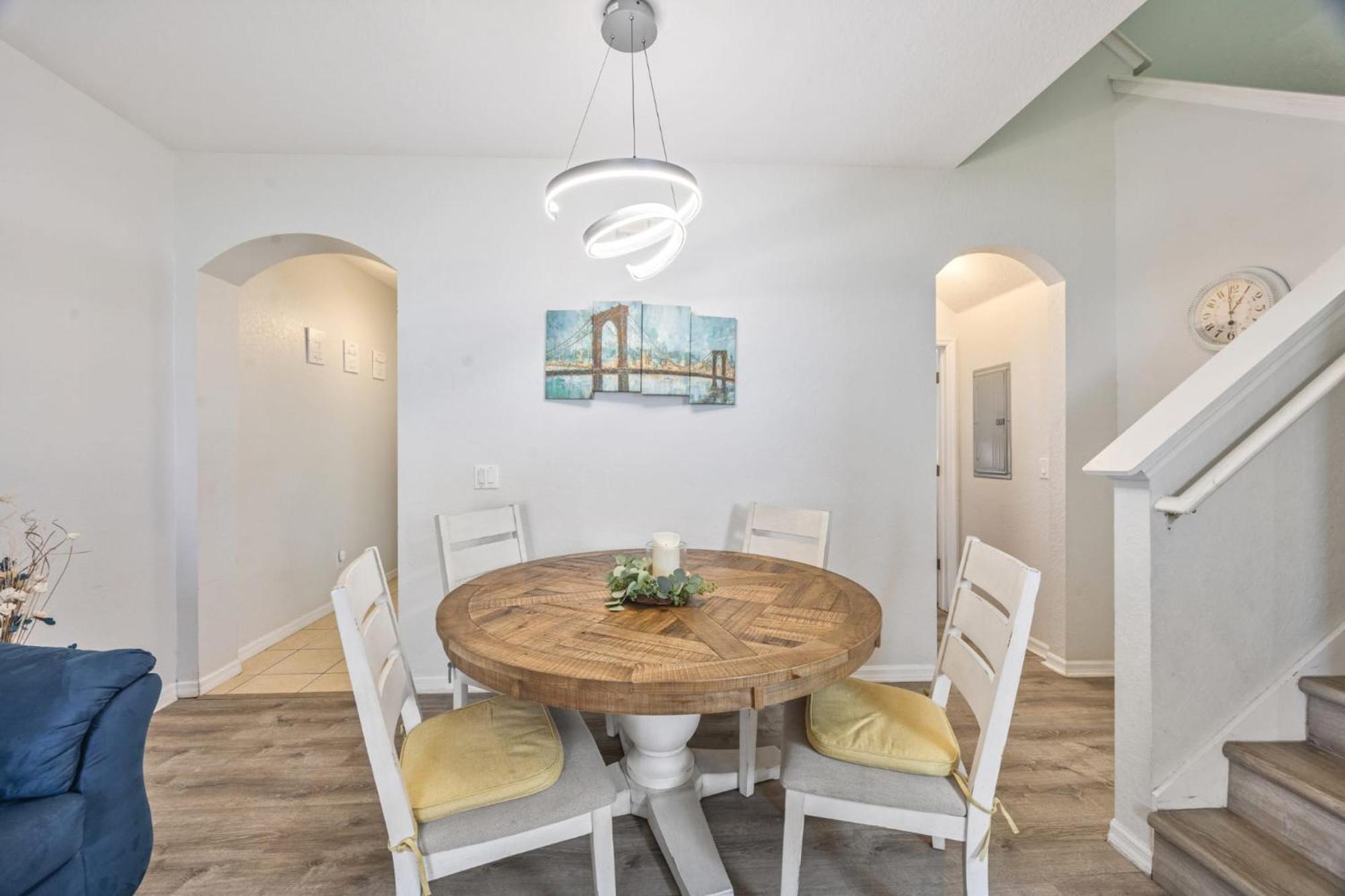 Cozy Stylish Townhome Davenport Ngoại thất bức ảnh