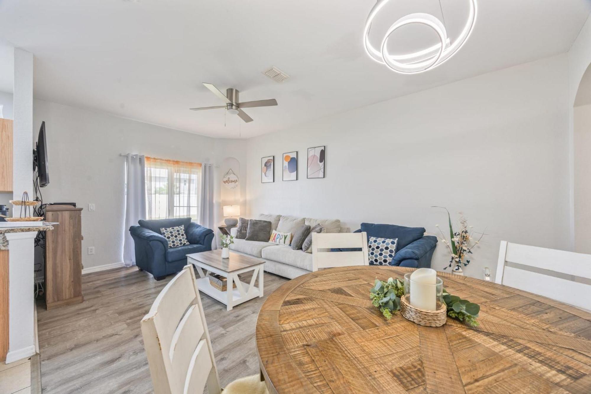 Cozy Stylish Townhome Davenport Ngoại thất bức ảnh